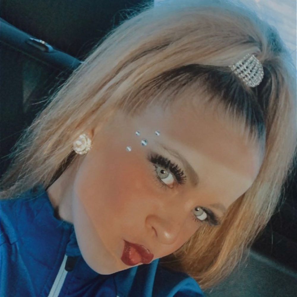 Meet your Posher, Erin